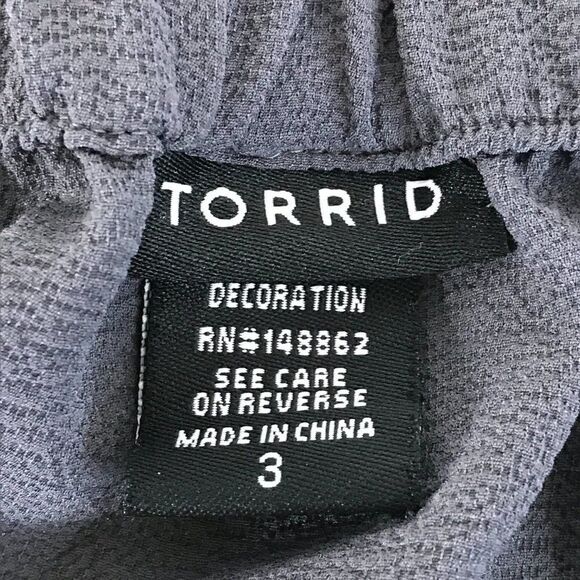 Torrid Embellished Neck Crepe Tank Top Women's Plus Size 3/3X Gray Silver Beaded - Picture 7 of 10